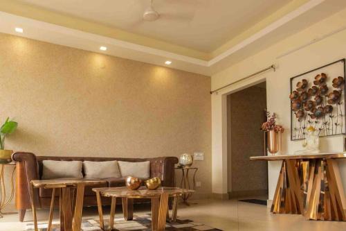Mirana House - A Tasteful 4BHK Condo with Views!
