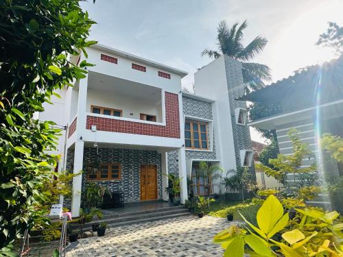 Mithra Holiday Home