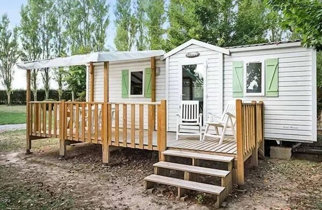 Mobil-home | Classic | 2 Ch. | 4/6 pers. | Raised terrace | A/C | TV