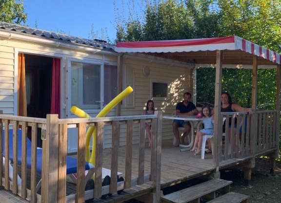 Mobil-Home terrasse Semi-Couverte