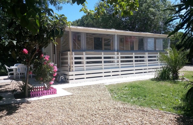 Mobile home 43 m2, 3 Bedrooms, fully equipped, linen included, near beach
