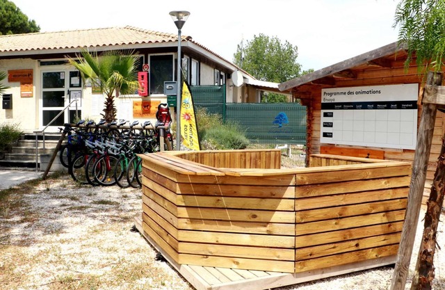 ✦ Mobile home «Clermont Auvergne» ✦ 5 people ✦ Air-conditioned ✦ TV