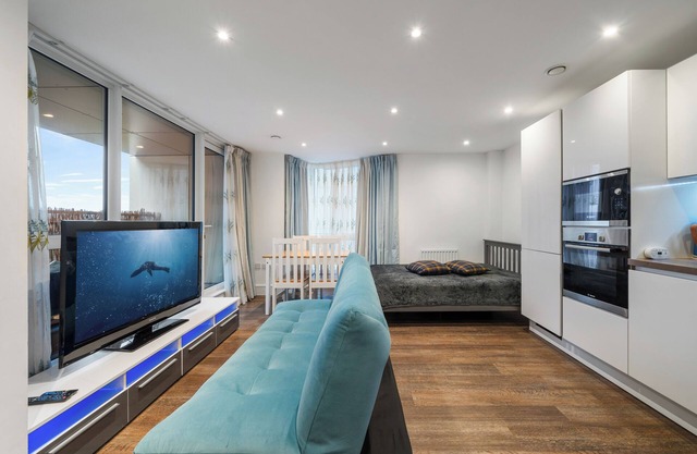 Modern 1-Bedroom Flat in Central London
