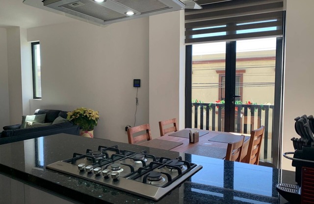 Modern 2 bedroom apartment, a short walk from downtown.