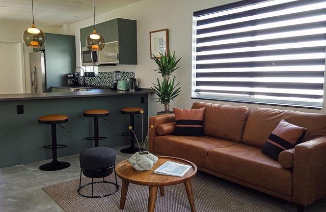 Modern 2-bedroom Miami home with Garden, WiFi & AC