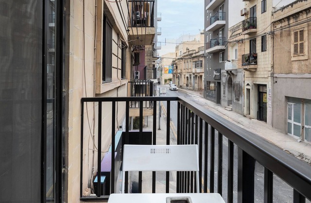 Modern 3 Bedroom 3 Bathroom Near Balluta Bay Sliema