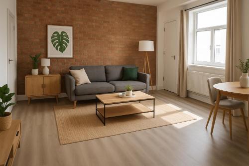 Modern 5 bedroom all ensuite in South London