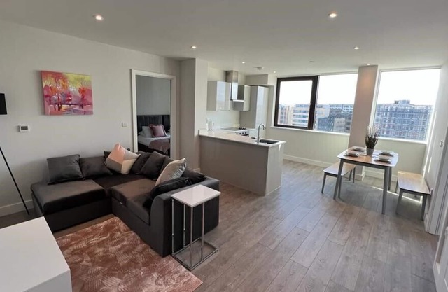 Modern and Spacious two bedroom Apartment in Harrow