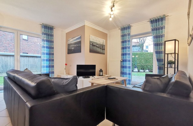 Modern apartment 70 sqm garden, design bathroom, near the beach, free WiFi