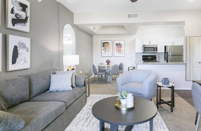 Modern Apartment in Prime Location (ID9503X29)