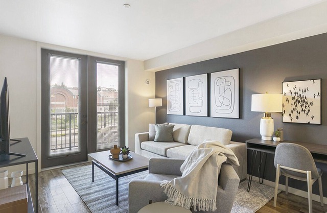 Modern Apartment in Prime Location (ID7866X66)