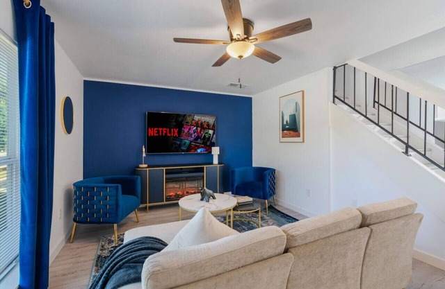 Modern Austin Home near Downtown with Balcony, Fireplace & Parking!