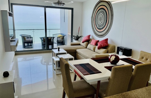 Modern Beachfront Front apartment