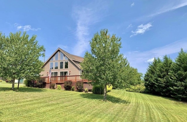 Modern cabin at the woods resort with 3-Bedroom, 2F-bath, Central Air/Heat