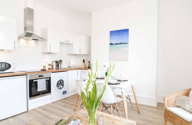 Modern Central Apartment