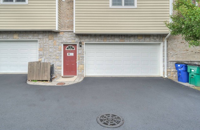 Modern, Centrally Located Condo Adjacent to Downtown & VT Stadium