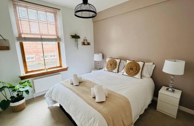 Modern City Center 2 bedroom Apartment