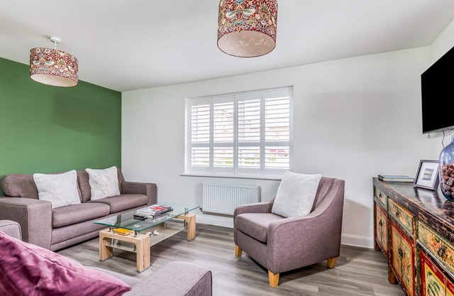 Modern Comfortable Home | Pass The Keys
