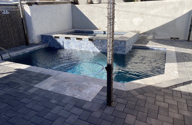Modern Desert Historical Bungalow/Heated Salt Water Pool/Jacuzzin