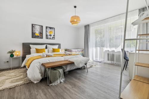 Modern Family & Business Apartment in Homburg - nahe Uniklinik - ruhig gelegen - 3 SZ - bis zu 6 Pers - Balkon - Badewanne - WLAN 250 Mb - Parkplätze - Self-Check-in