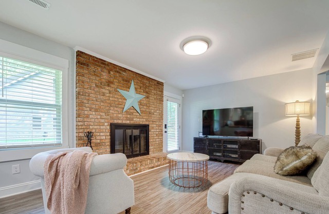 Modern Fayetteville Home Near Trilith Studios!