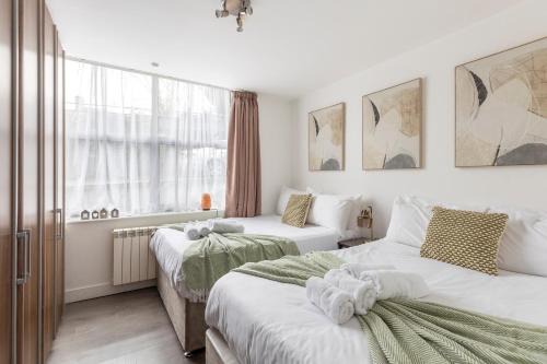 Modern flat in central golders green