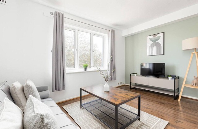Modern Flat near Tower Bridge