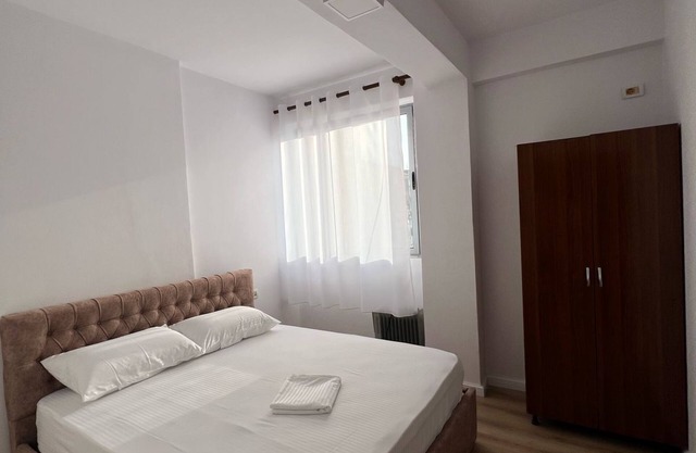 “Modern flat overlooking city centre”
