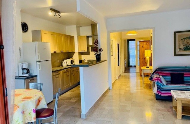Modern F2 apartment with wifi and garage in Amélie-les-Bains