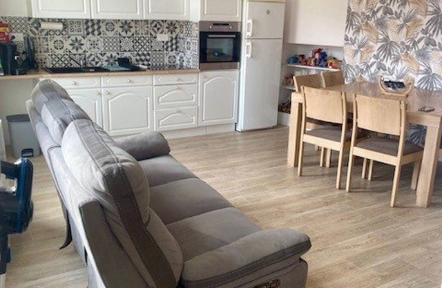 Modern F3 with Air Conditioning and WiFi Near Thermal Baths