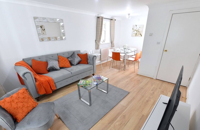 Modern Ground Floor Apartment in Clapham Junction