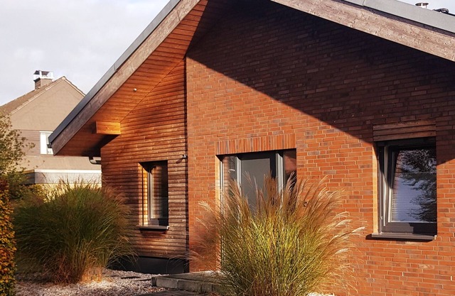 Modern house with large garden. Nature right on the doorstep.
