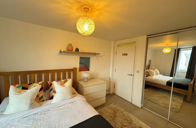 Modern & Ideally Located 2BD Flat Heart of Dalston