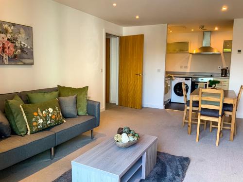 Modern Liverpool City Centre Apt
