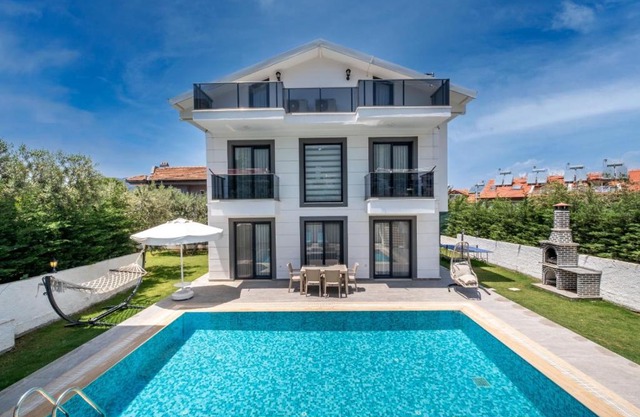 Modern newly built 4 bedroom villa with pool and garden in Central Hisaronu