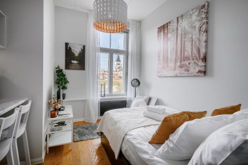 Modern Old Town view apartment