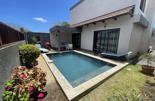 Modern private villa Grand Baie 8 places 4 bedrooms