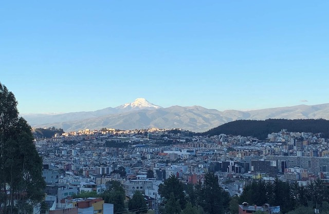 Modern Quito Apartment with Stunning Views - Near Historic Center & Teleférico