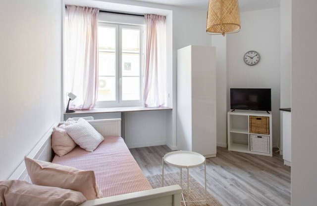 Modern studio in Central Nice, close to Jean Médecin and station - Welkeys