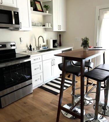 Modern Studio in MarysVille A Forest Haven