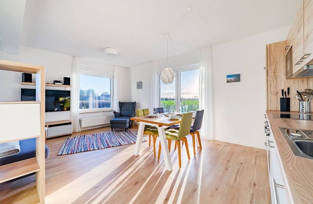 Moderne Ferienwohnung "köken" mit Blick auf die Greetsieler Zwillingsmühlen