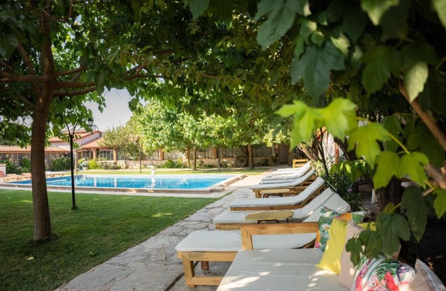 Mogla Tashan Hotel