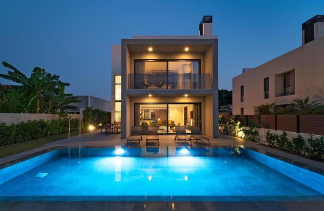 Momentum Villas