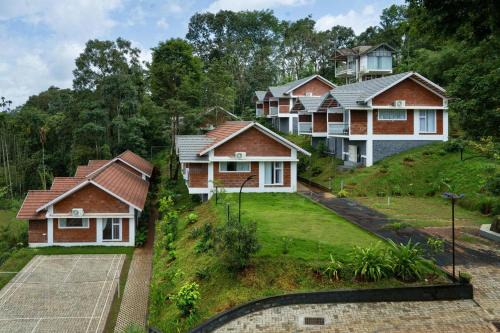 monarda resorts