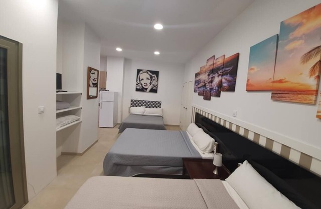 Moncloa Loft and Rooms Apartaments.