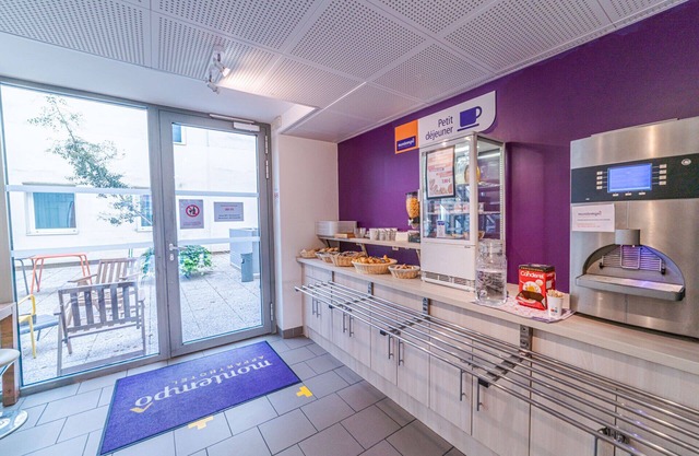 Montempô Apparthôtel Paris Vélizy