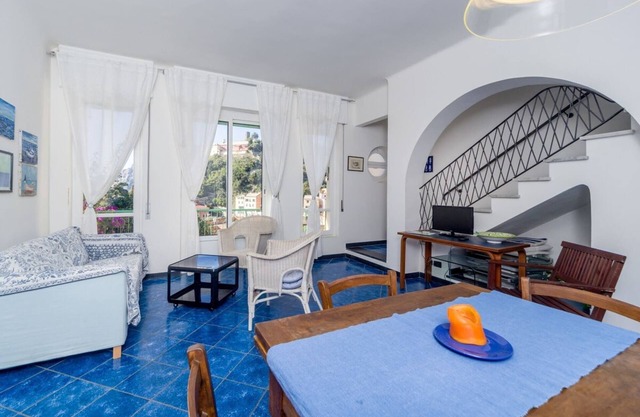 MONTEROSSO OT 16 Servano Villa