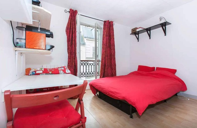 Montmartre: Cosy and romantic studio 2 steps from Sacré Coeur