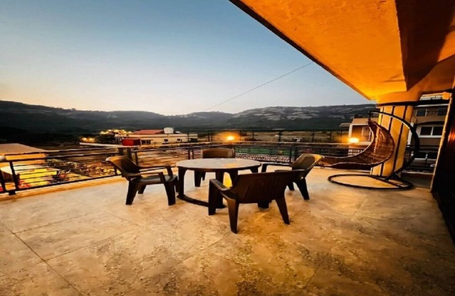 Moonlite villa