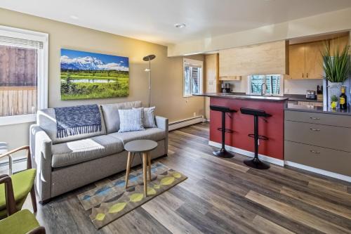 Moose Meadow Cottage